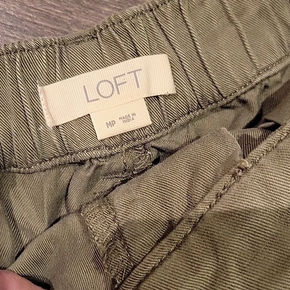❤️ ANN TAYLOR LOFT HIGH RISE PLEATED TAPERED LEG BELTED CROPPED PANTS, MP
